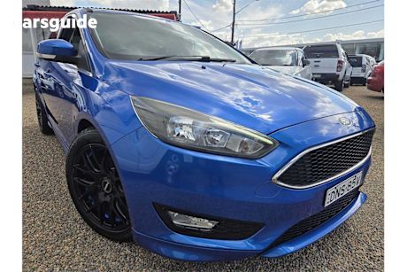 Blue 2017 Ford Focus Hatchback Sport