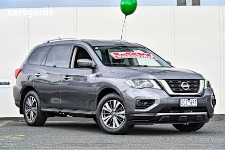 Grey 2017 Nissan Pathfinder Wagon St (4X4)