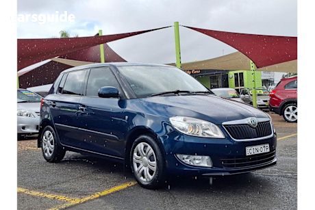 Blue 2011 Skoda Fabia Hatchback 77 Tsi