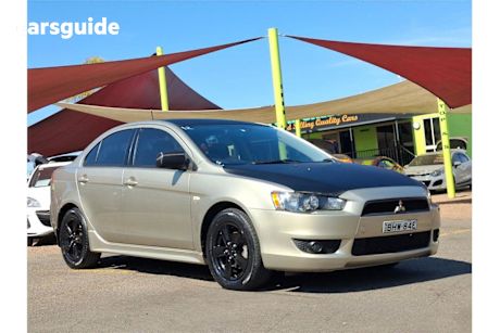 Beige 2008 Mitsubishi Lancer Sedan Vr