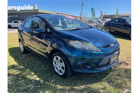 Blue 2010 Ford Fiesta Sedan Lx