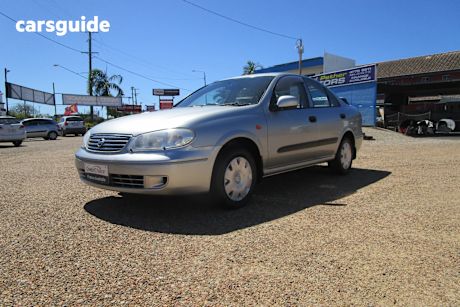 Silver 2003 Nissan Pulsar Sedan St
