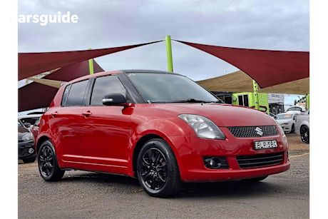 Red 2009 Suzuki Swift Hatchback Re.4