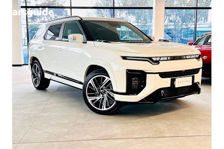 White 2025 KGM Ssangyong ACTYON SUV K60