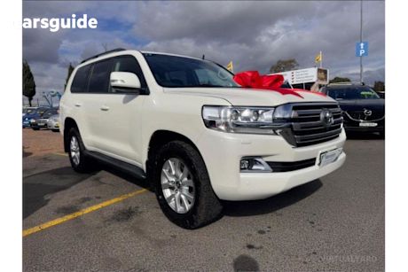White 2020 Toyota Landcruiser SUV VX 4X4