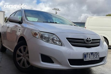 White 2008 Toyota Corolla Sedan Ascent