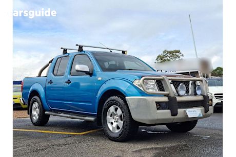 Blue 2007 Nissan Navara Dual Cab Pick-up St-X (4X4)