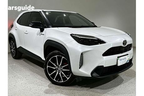 White 2023 Toyota Yaris Cross Wagon GR SPORT F