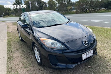 Black 2013 Mazda 3 Hatchback Neo