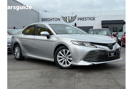 Silver 2018 Toyota Camry Sedan Ascent