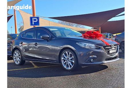 Grey 2014 Mazda 3 Hatchback Sp25