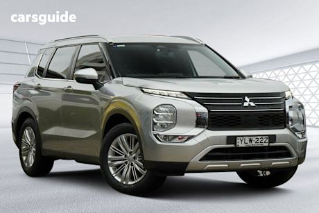 Silver 2021 Mitsubishi Outlander Wagon Ls 7 Seat (2Wd)
