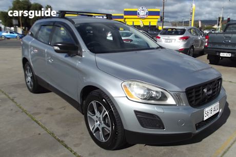 Silver 2011 Volvo XC60 Wagon T6 Teknik