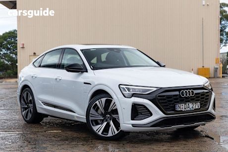 White 2024 Audi Q8 E-Tron SUV 55 4WD