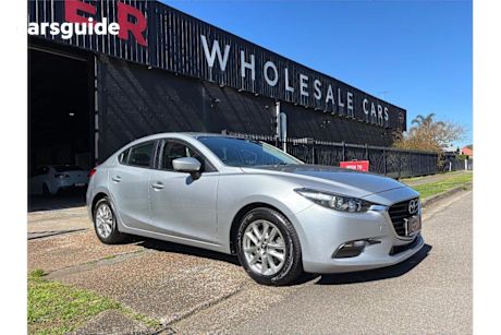 Silver 2018 Mazda Mazda3 Sedan NEO SPORT F