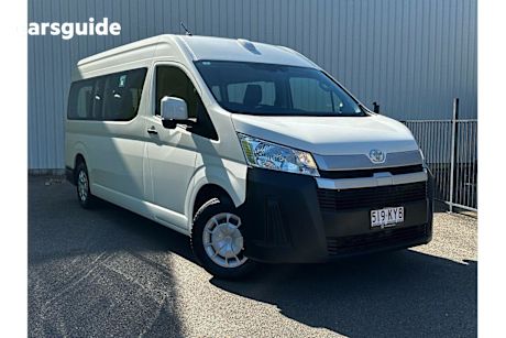 White 2024 Toyota HiAce Bus Slwb Commuter (12 Seats)