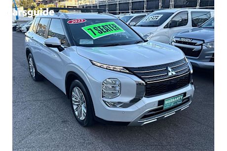 White 2023 Mitsubishi Outlander Wagon Ls 7 Seat (Awd)
