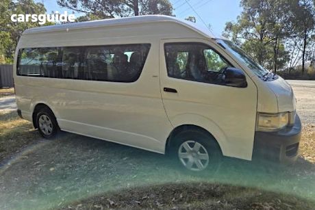 White 2007 Toyota HiAce Commercial Commuter
