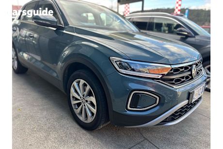 Blue 2023 Volkswagen T-ROC SUV CITYLIFE F