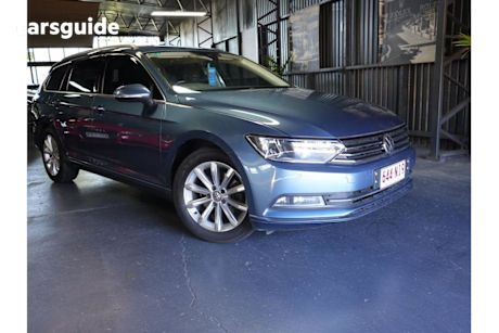 Blue 2018 Volkswagen Passat Wagon 132 Tsi Comfortline