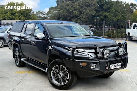 Grey 2022 Mitsubishi Triton Double Cab Pick Up Gls (4X4)
