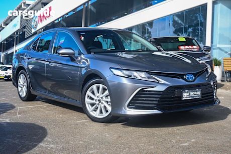 Silver 2023 Toyota Camry Sedan ASCENT F