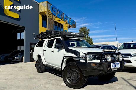 White 2015 Mitsubishi Triton Double Cab Utility Glx (4X4)