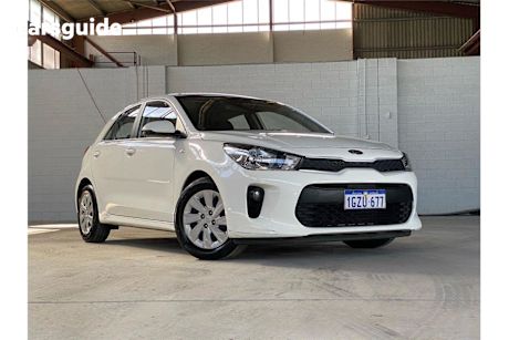 White 2020 Kia RIO Hatchback S