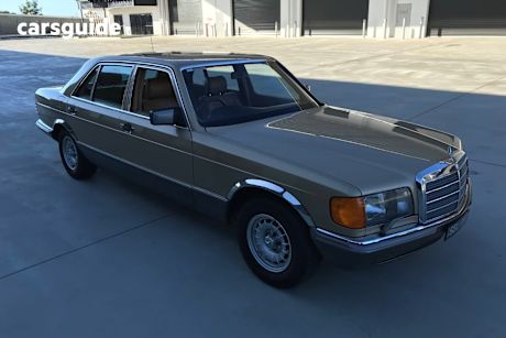 Gold 1985 Mercedes-Benz 380 Sedan Sel