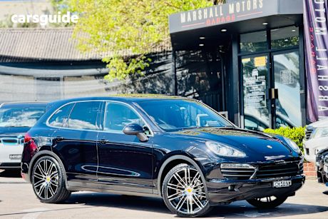 Black 2011 Porsche Cayenne Wagon S