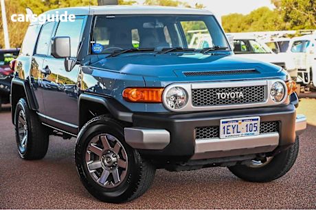 Blue 2016 Toyota FJ Cruiser SUV 4X4