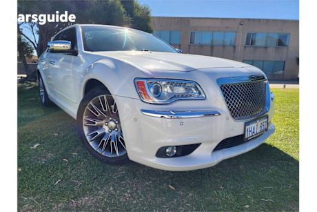 White 2014 Chrysler 300 Sedan Limited