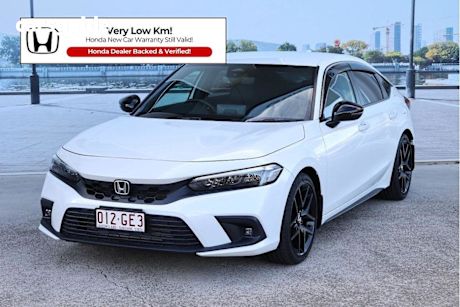White 2022 Honda Civic Hatch VTI LX F