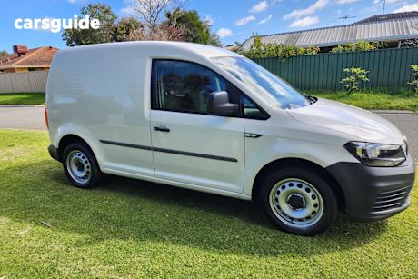 White 2017 Volkswagen Caddy Van Tsi220