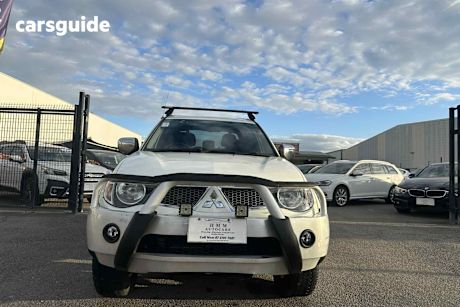 White 2012 Mitsubishi Triton Double Cab Utility Glx-R (4X4)