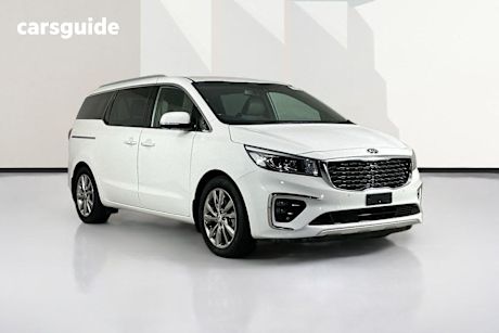 White 2019 Kia Carnival Wagon Platinum