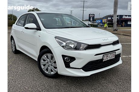 White 2021 Kia RIO Hatch S F