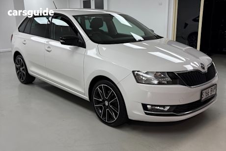 White 2018 Skoda Rapid Spaceback Wagon 92 Tsi