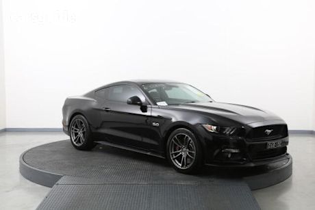 Black 2017 Ford Mustang Coupe Fastback Gt 5.0 V8