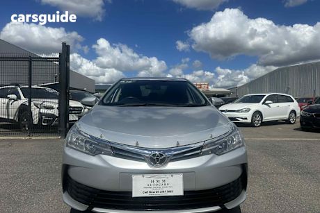 Silver 2017 Toyota Corolla Sedan Ascent