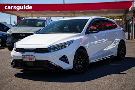 White 2022 Kia Cerato Hatchback Gt