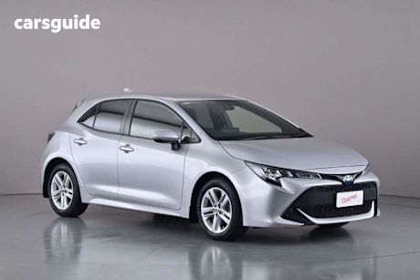 Silver 2019 Toyota Corolla Hatchback Ascent Sport + Navi (Hybrid)