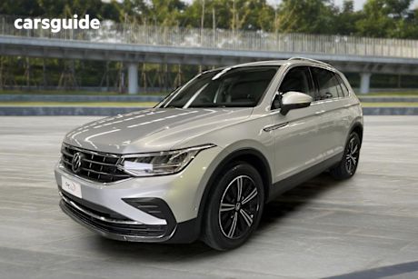 Silver 2022 Volkswagen Tiguan Wagon 110Tsi Life