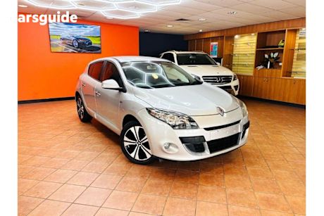 Silver 2012 Renault Megane Hatchback Dynamique