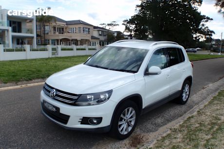 White 2015 Volkswagen Tiguan Wagon 132 Tsi (4X4)