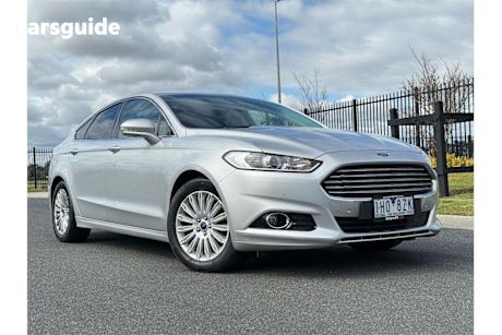 Silver 2016 Ford Mondeo Hatch TREND F