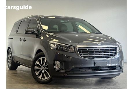 Grey 2017 Kia Carnival OtherCar SLI F
