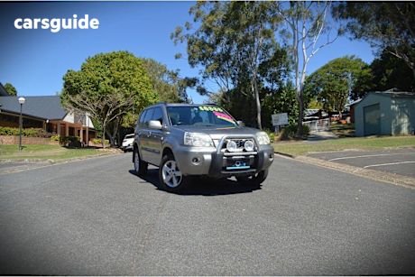 Silver 2004 Nissan X-Trail SUV ST 4X4