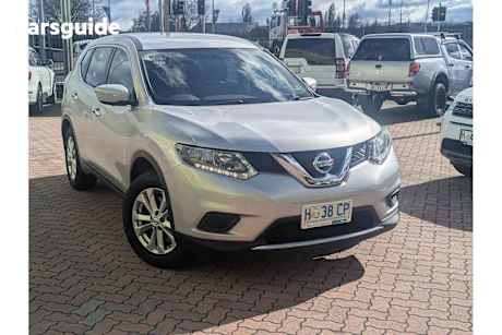 Silver 2016 Nissan X-Trail SUV ST F
