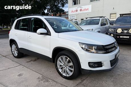 White 2014 Volkswagen Tiguan SUV 132TSI PACIFIC 4WD